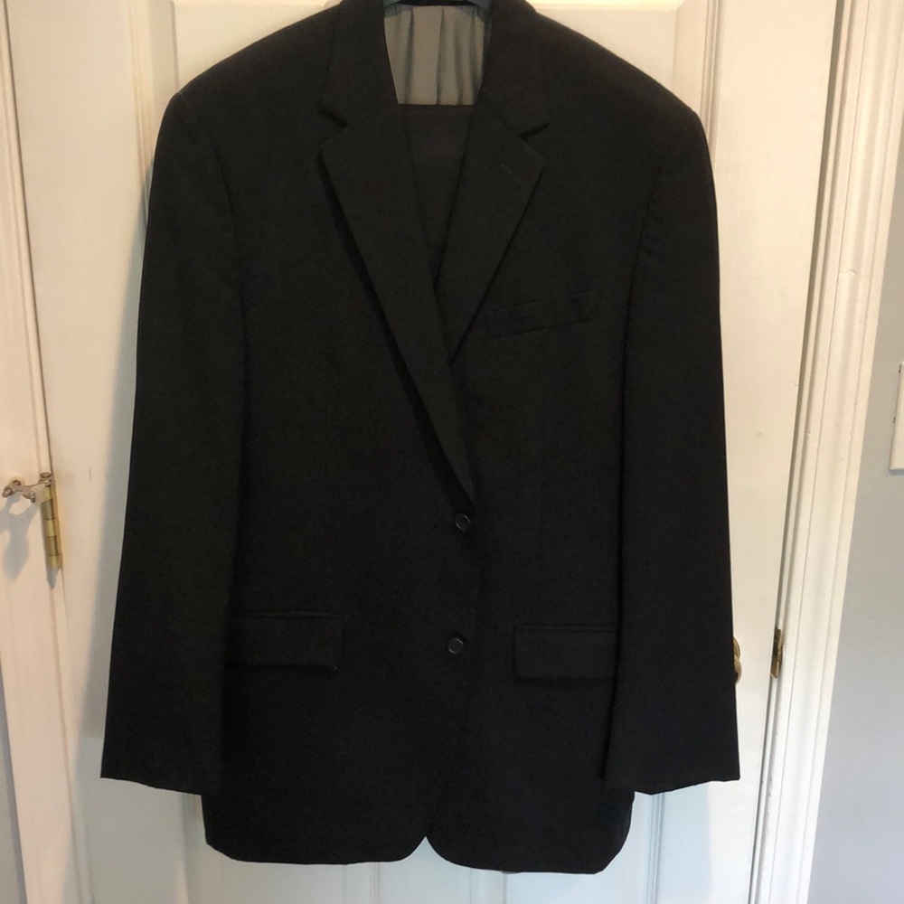 Joseph Abboud men’s black 2 piece suit jacket 42L pants 34w34L